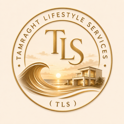 Emblème Tamraght Lifestyle Services : vague dorée, villa et soleil couchant